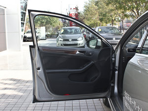 2012款1.8T 自动旗舰版 驾驶位车门