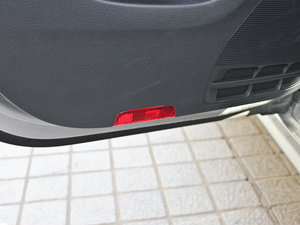 20121.8T Ԅ(dng)Ş g