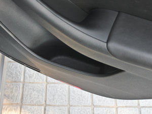 20121.8T Ԅ(dng)Ş g