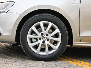 2012款1.6L 手动舒适版 轮圈