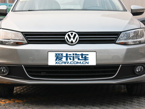 2012款1.6L 手动舒适版 中网