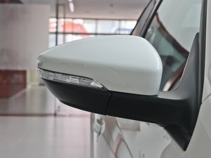 2012款1.4T 自动时尚版 细节外观