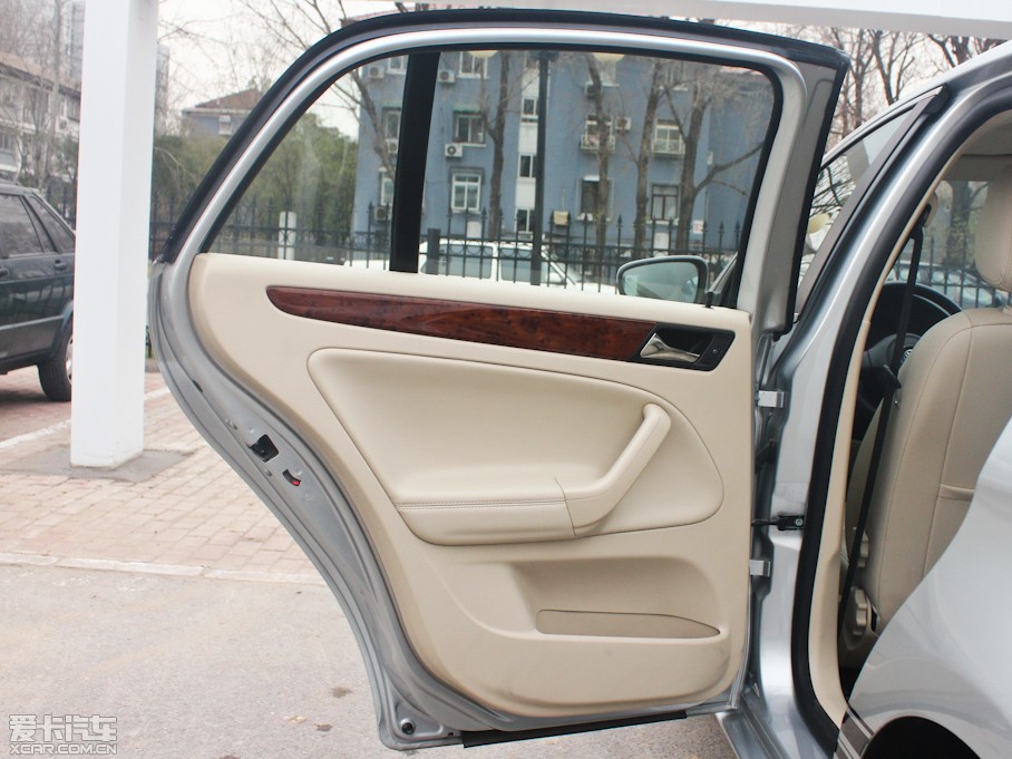 2012(li) 1.6L ք(dng)m