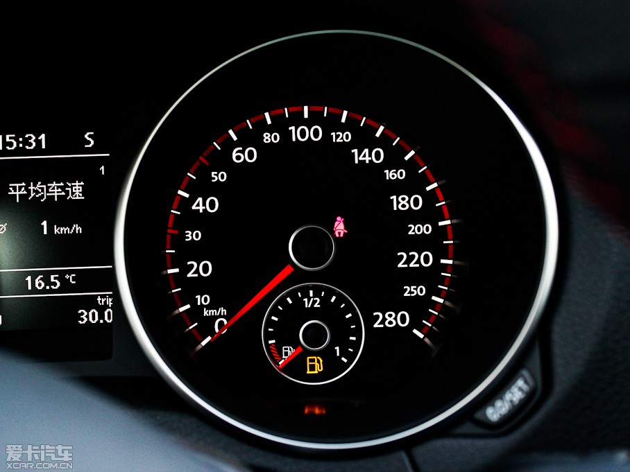 2012��ߠ���GTI 2.0 TSI