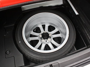 2012款1.8T 尊贵版 备胎