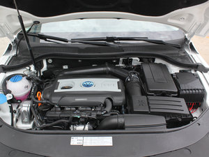 2012款1.8T 尊贵版 发动机