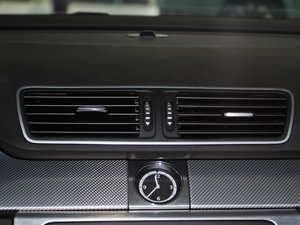 2012款3.0L V6 空调出风口