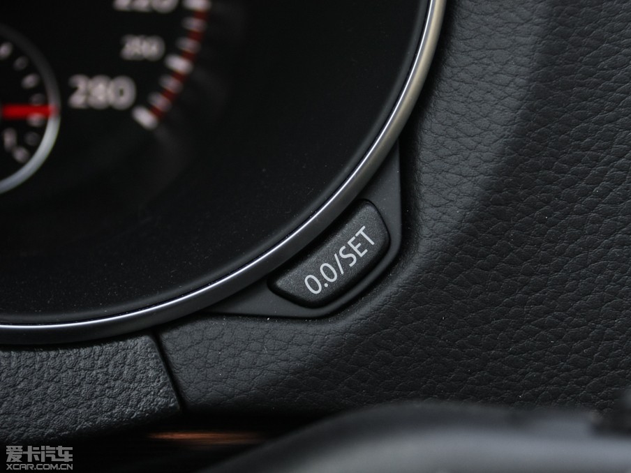 2012��ߠ���GTI 2.0 TSI