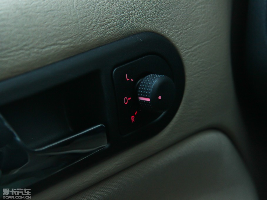 2012_(d) 1.6L ǰl(wi)