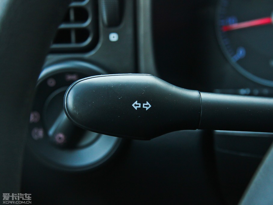 2012����_ 1.6L ǰ�l