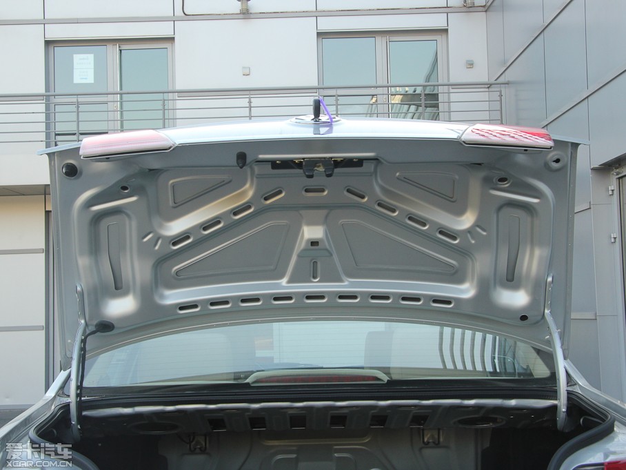 2012_(d) 1.6L ǰl(wi)