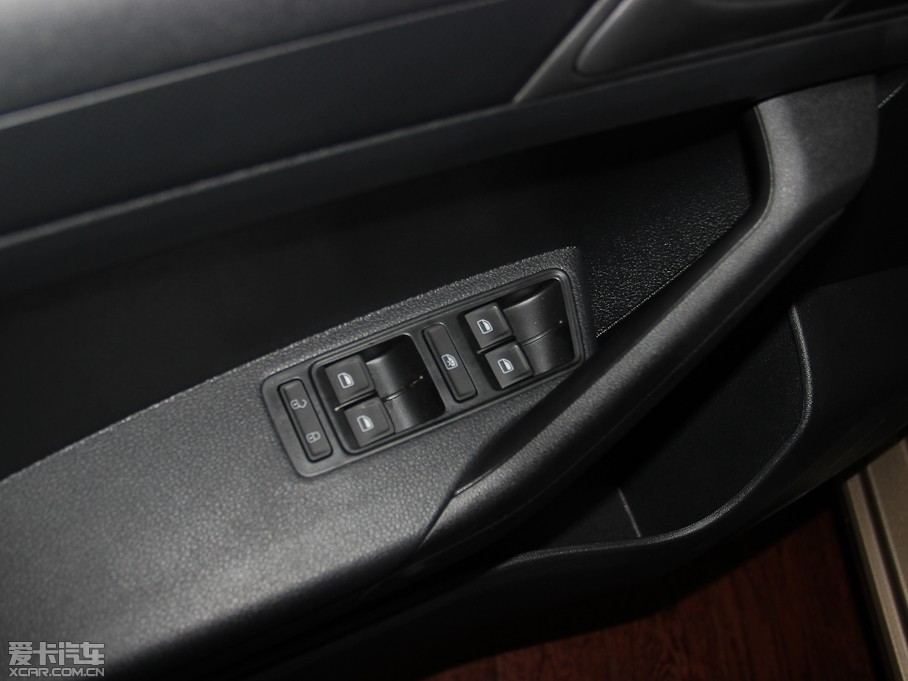 2013����_ 1.4L �ք����m��