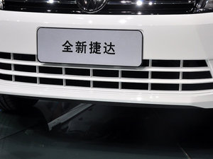 2013款自动基本版 细节外观