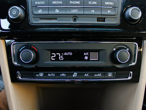 2013款1.6L 自动豪华型 空调调节