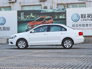 2013款1.6L 手动舒适型 正侧（左）