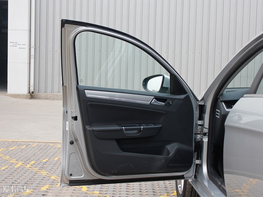 2013��� 1.6L �ք����m��