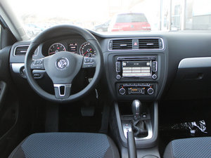 2013款1.4T 蓝驱版 中控区