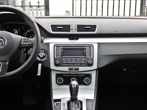 2013款1.8T 领先型 中控台