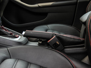 20132.0TSI GLI v܇Ƅ