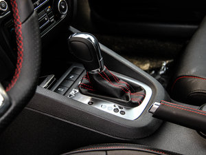 20132.0TSI GLI п؅^