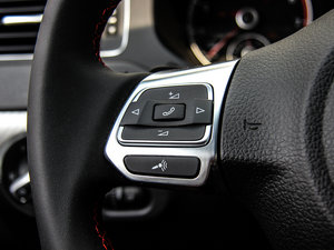 20132.0TSI GLI п؅^