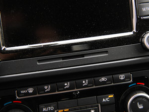 20132.0TSI GLI п؅^