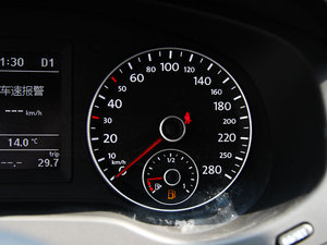 20132.0TSI GLI п؅^