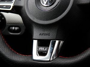 20132.0TSI GLI п؅^