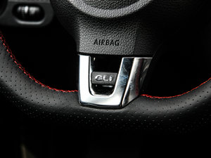 20132.0TSI GLI п؅^