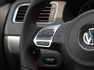 20132.0TSI GLI п؅^