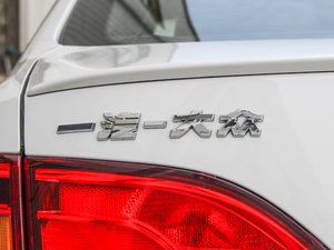 20132.0TSI GLI (ji)^