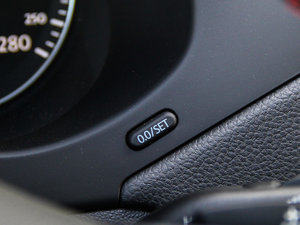 20132.0TSI GLI п؅^