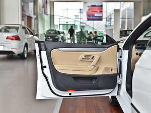 2013款1.8TSI 尊贵型 驾驶位车门