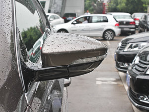 2013款2.0TSI 至尊型 后视镜