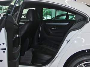2013款1.8TSI 豪华型 后排空间