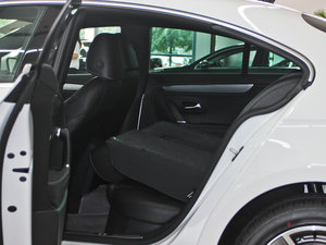 2013款1.8TSI 豪华型 后排座椅放倒