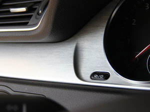 2013款1.8TSI 尊贵型 中控区