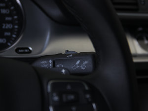 2013款1.8TSI 尊贵型 中控区