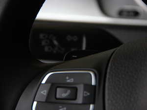 2013款1.8TSI 尊贵型 中控区