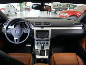2013款1.8TSI 尊贵型 中控区