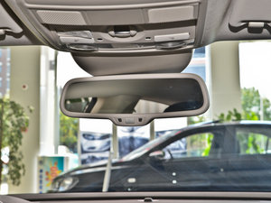 2013款3.0FSI V6 车内后视镜