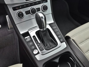 2013款3.0FSI V6 换挡杆
