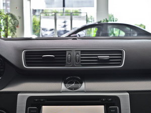 2013款3.0FSI V6 空调出风口