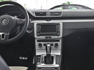 2013款3.0FSI V6 中控台