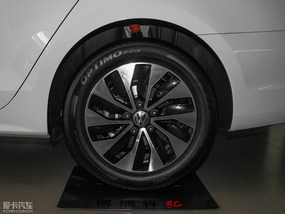 2014v Ŀ 1.4TSI {(q)