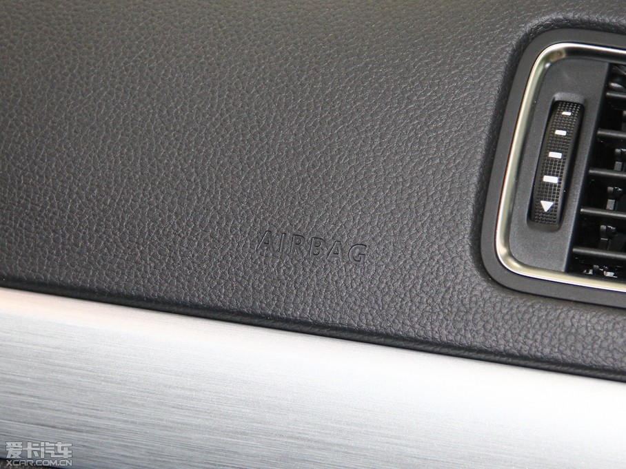 2014v Ŀ 1.4TSI {(ln)(q)