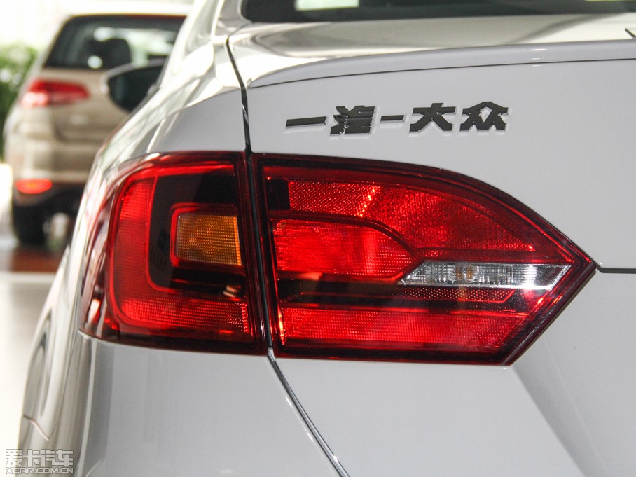 2014v Ŀ 1.4TSI {(ln)(q)