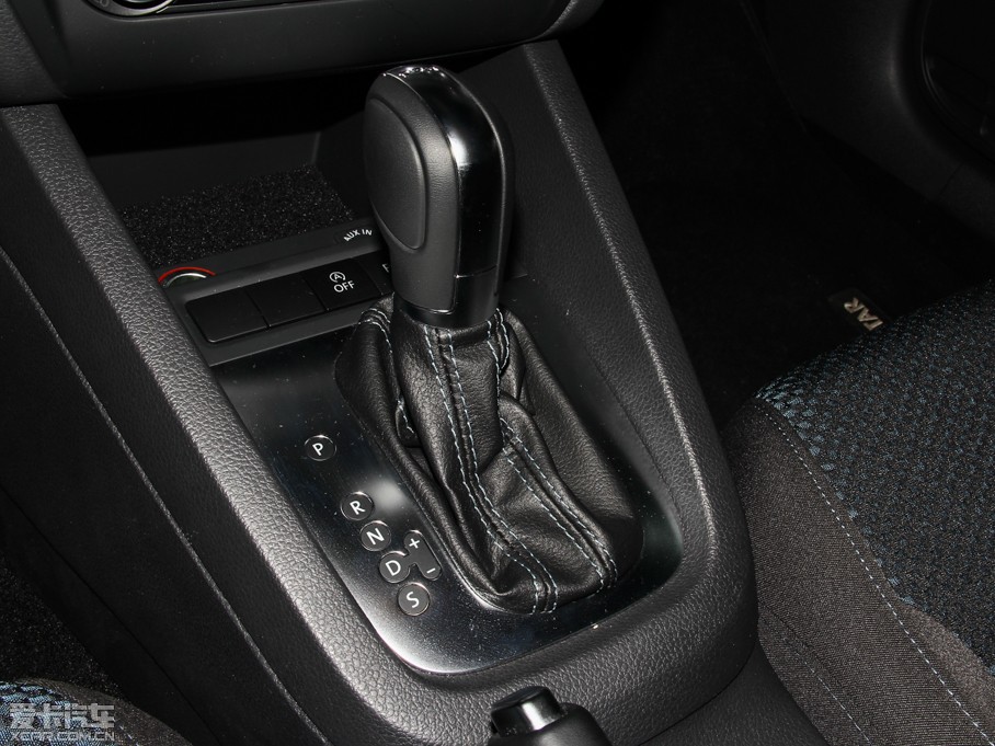 2014v Ŀ 1.4TSI {(ln)(q)