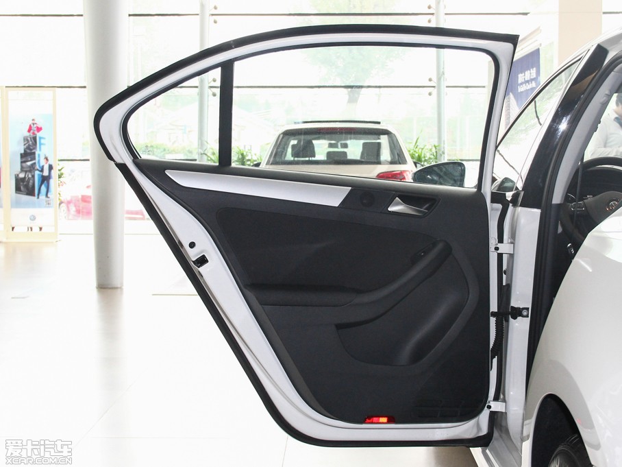 2014v Ŀ 1.4TSI {(ln)(q)