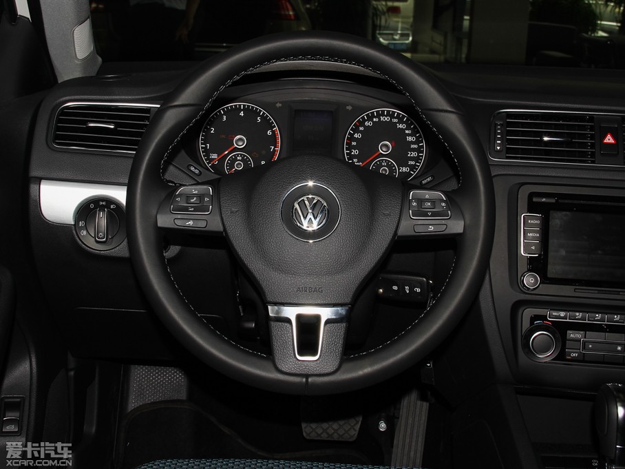 2014v Ŀ 1.4TSI {(ln)(q)